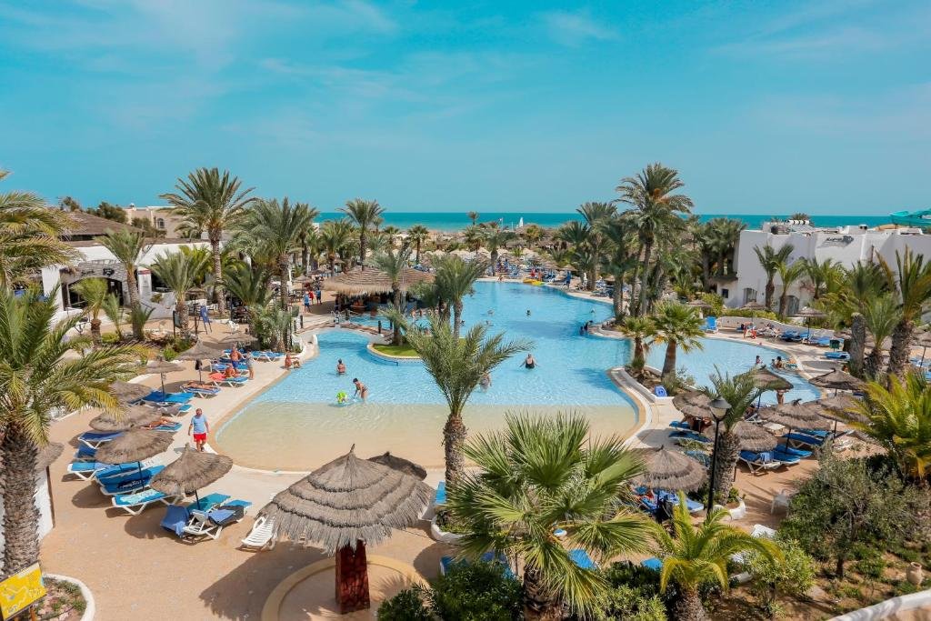 Fiesta Beach Club