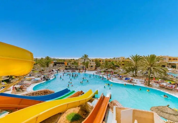 Les Quatre saisons (by Medina Hotels)